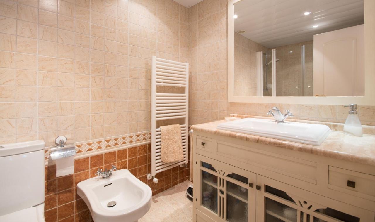 קאלאפיי R17 Casa Merce Rodoreda מראה חיצוני תמונה